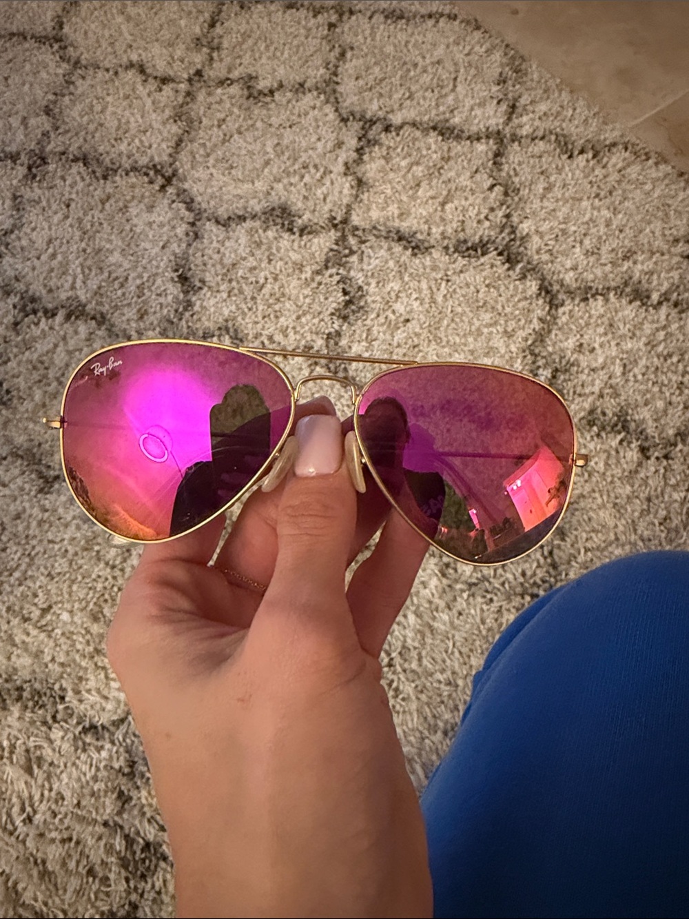 Ray-Ban Gold Aviator Sunglasses with Pink Mirrored Lenses